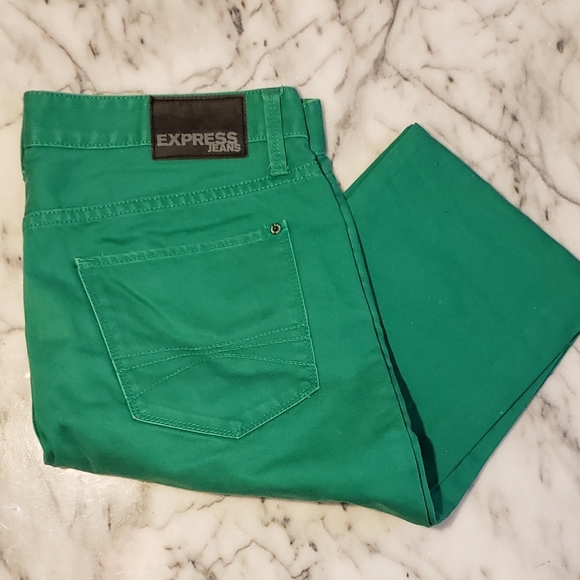 Express - Picture 1 of 4